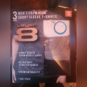 3 men's crewneck short sleeve tshirts in small size